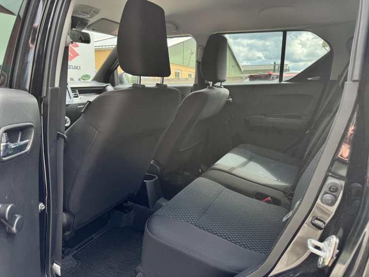 Vehicle Image 13