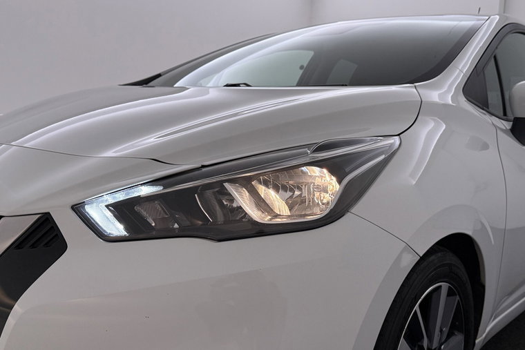 Vehicle Image 35