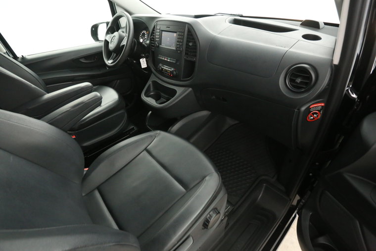 Vehicle Image 23