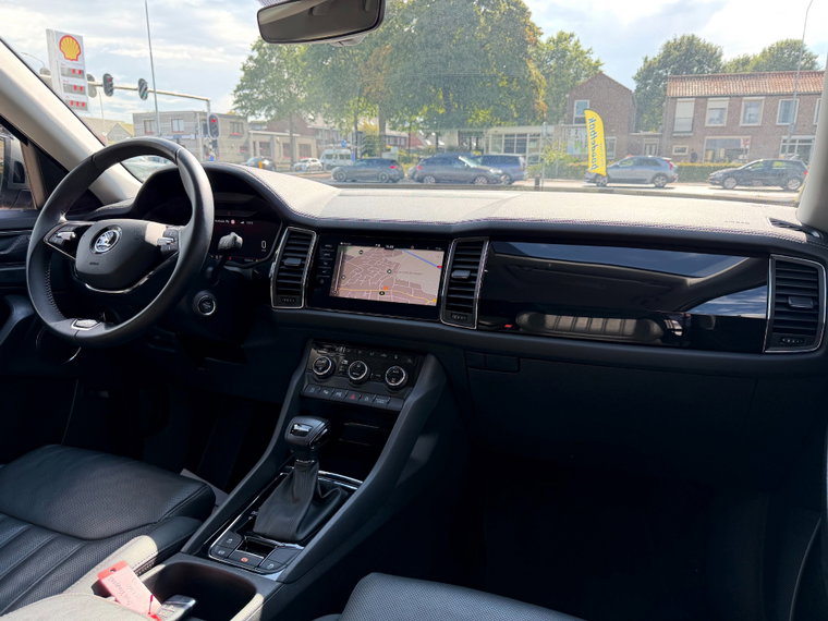 Vehicle Image 35