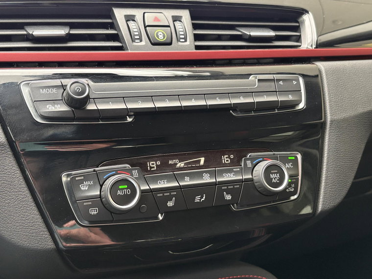 Vehicle Image 38