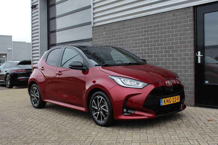Vehicle Image 6