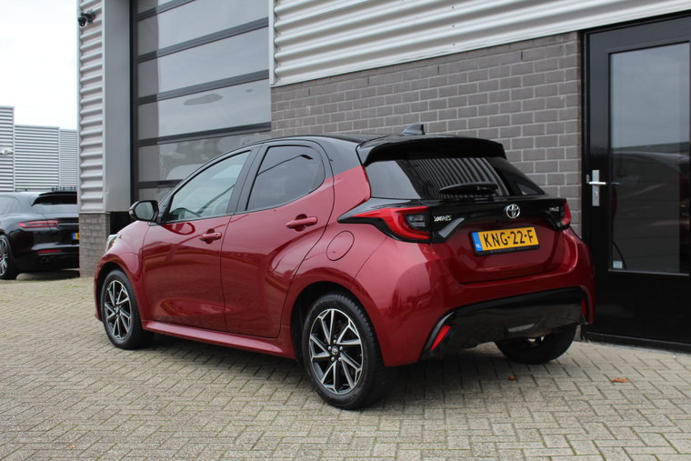 Vehicle Image 7
