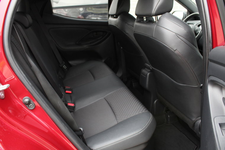 Vehicle Image 11