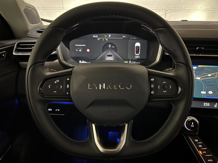 Vehicle Image 35