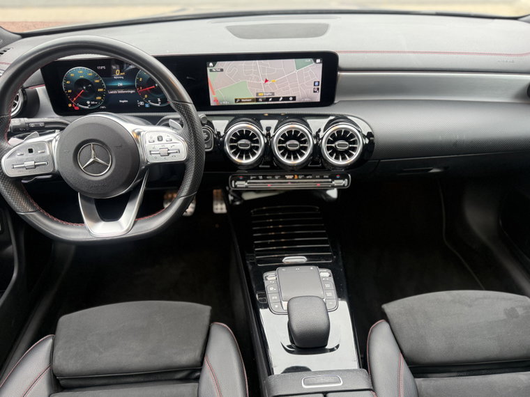 Vehicle Image 31