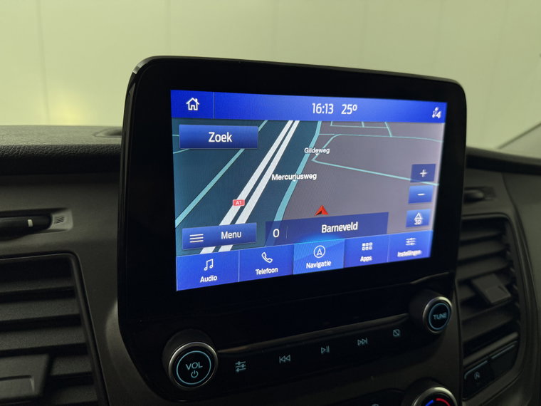 Vehicle Image 20