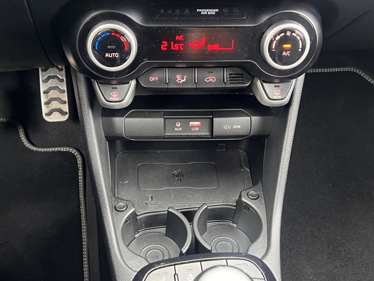 Vehicle Image 29
