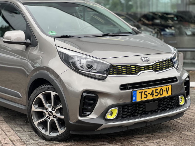 Vehicle Image 7