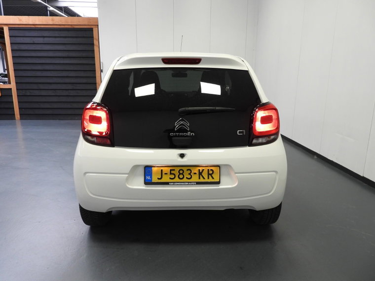 Vehicle Image 21