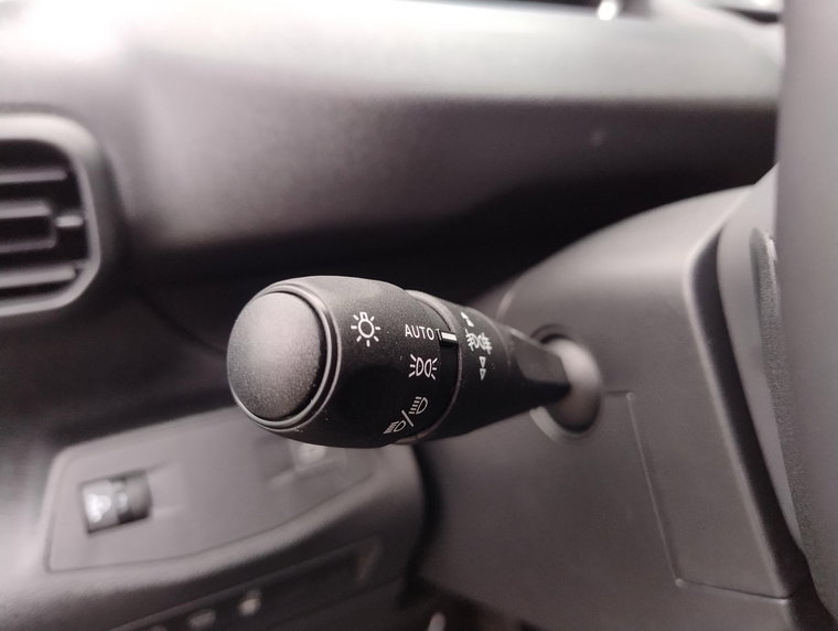 Vehicle Image 24