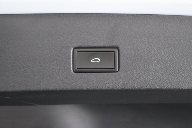Vehicle Image 41