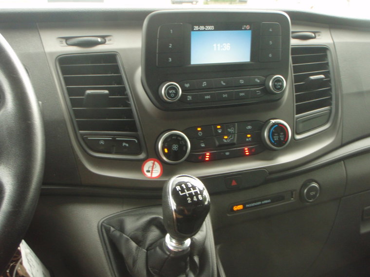 Vehicle Image 17