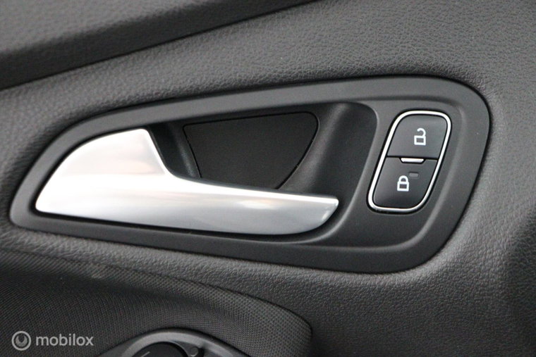 Vehicle Image 52