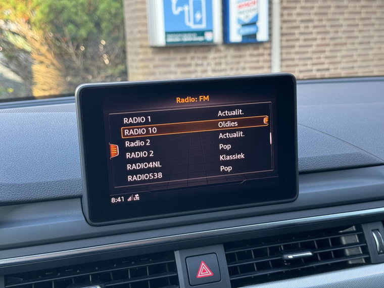 Vehicle Image 26