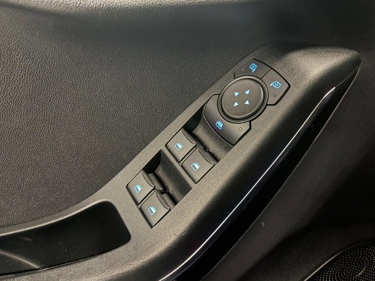 Vehicle Image 17