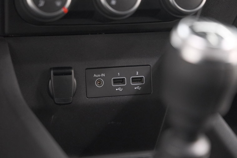 Vehicle Image 36
