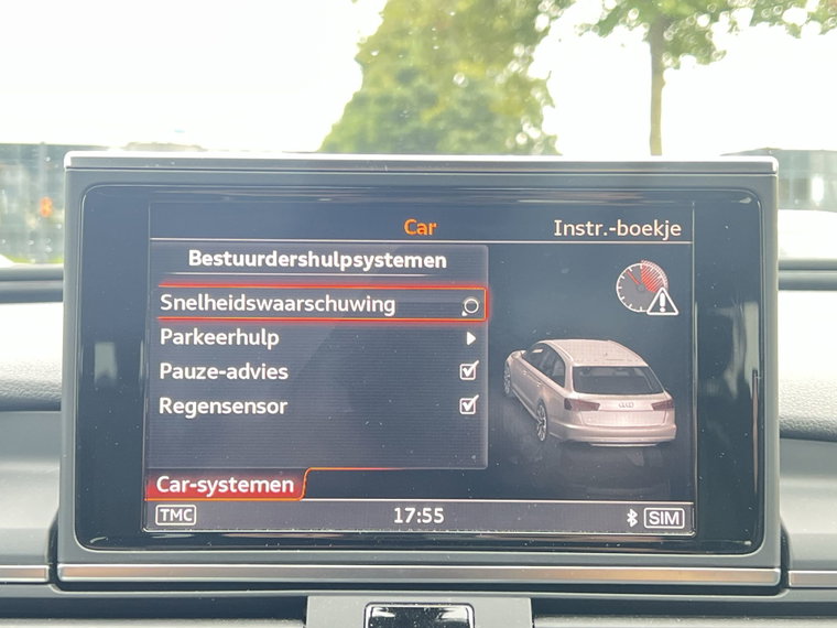 Vehicle Image 24
