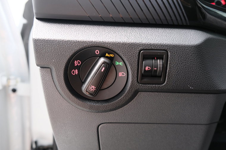 Vehicle Image 26