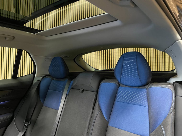 Vehicle Image 37