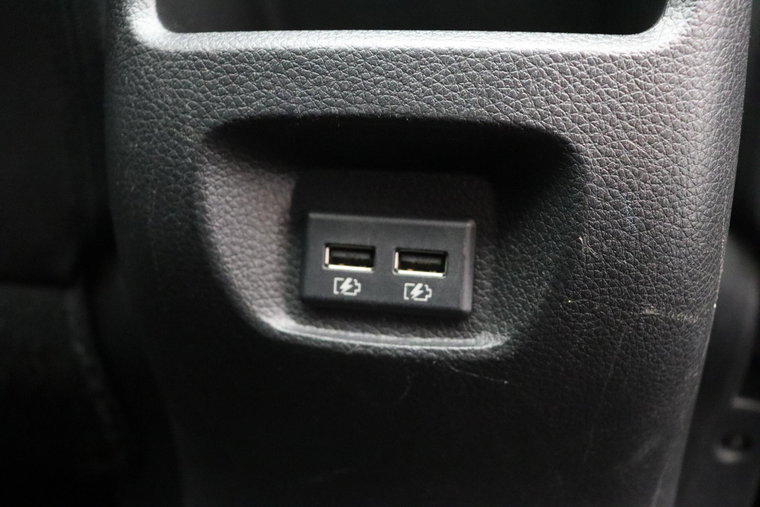 Vehicle Image 34
