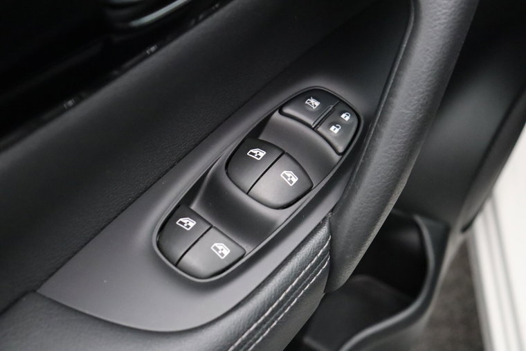 Vehicle Image 40