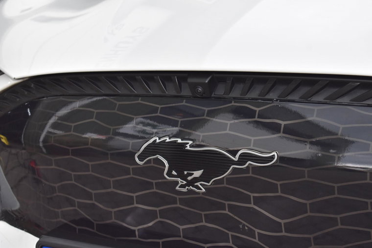 Vehicle Image 40
