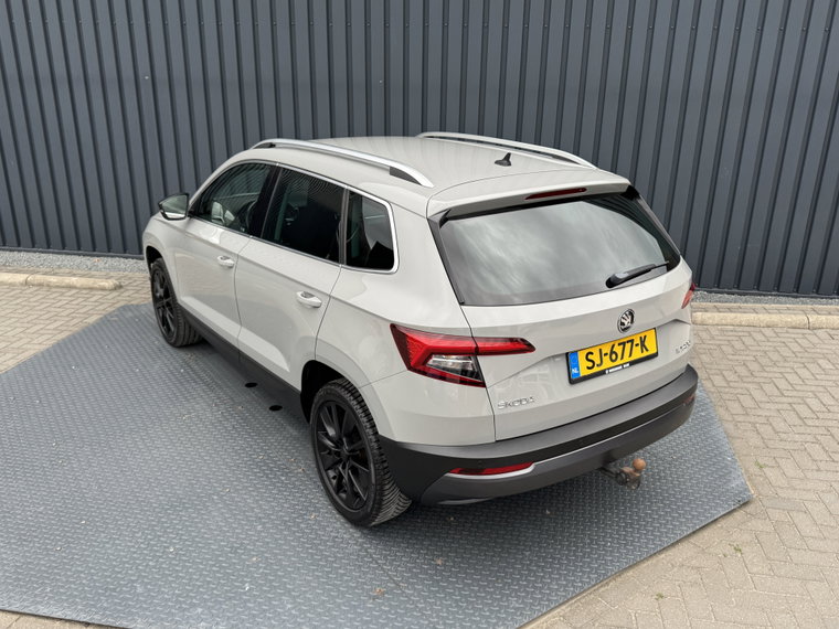 Vehicle Image 33