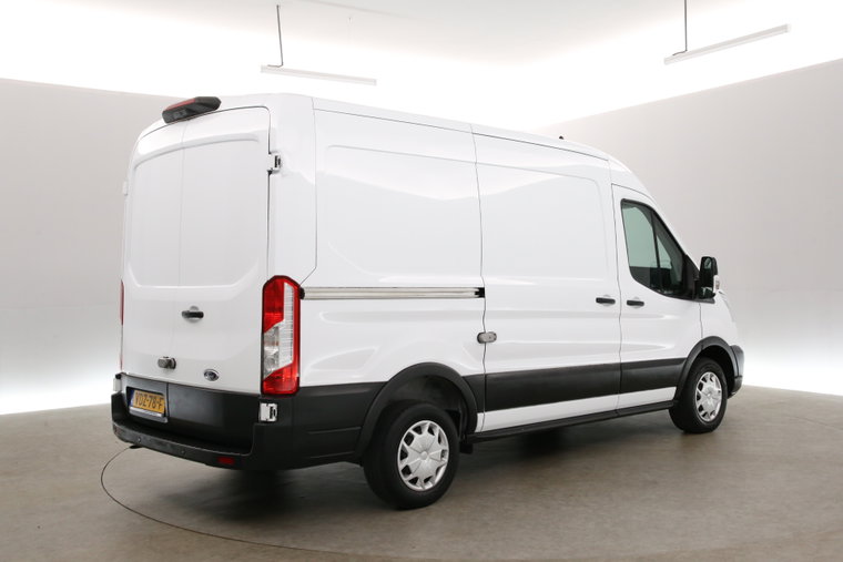 Vehicle Image 27