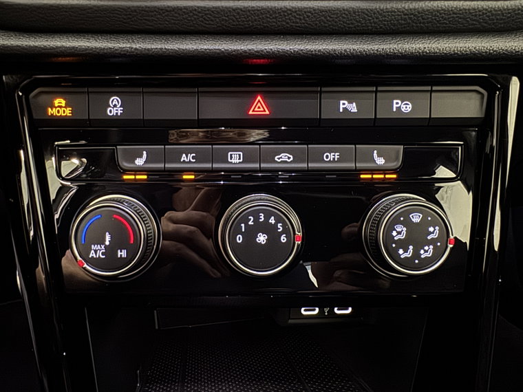 Vehicle Image 39