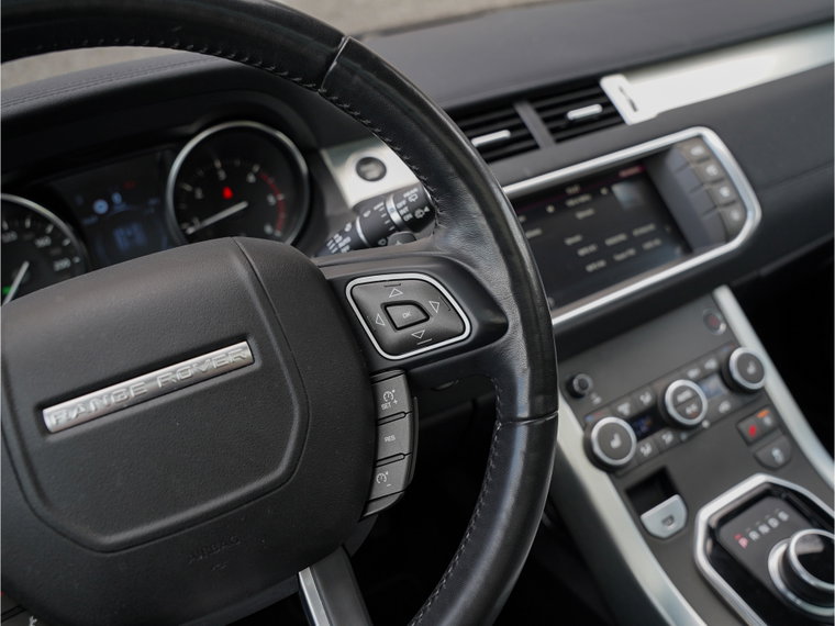 Vehicle Image 32