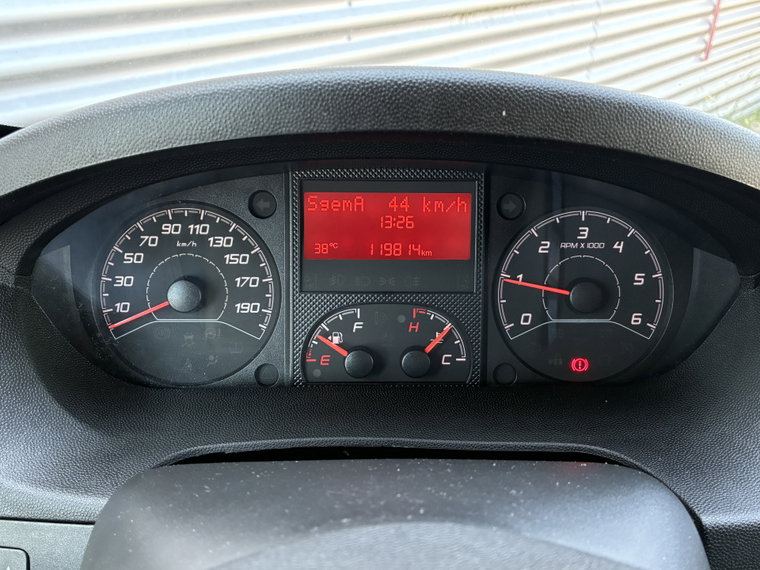 Vehicle Image 18