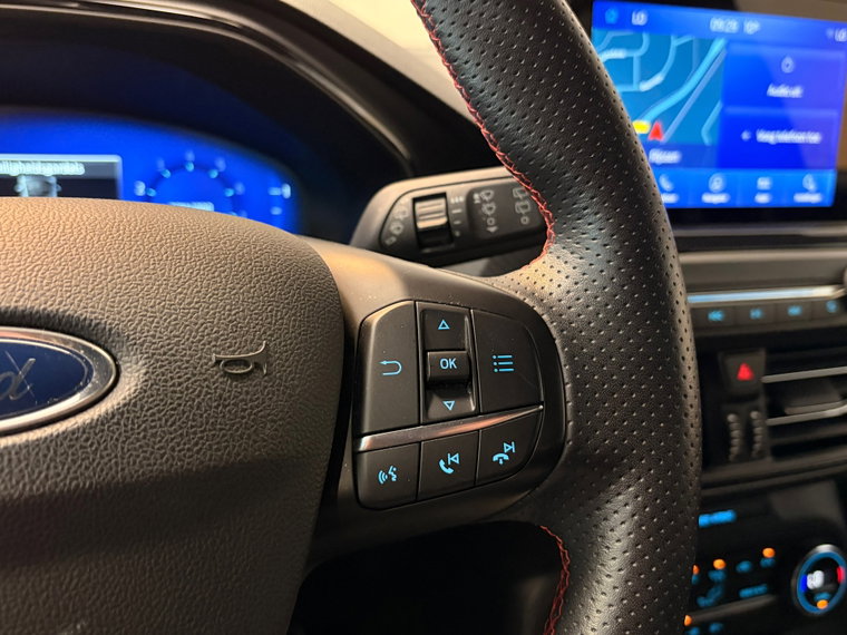 Vehicle Image 31