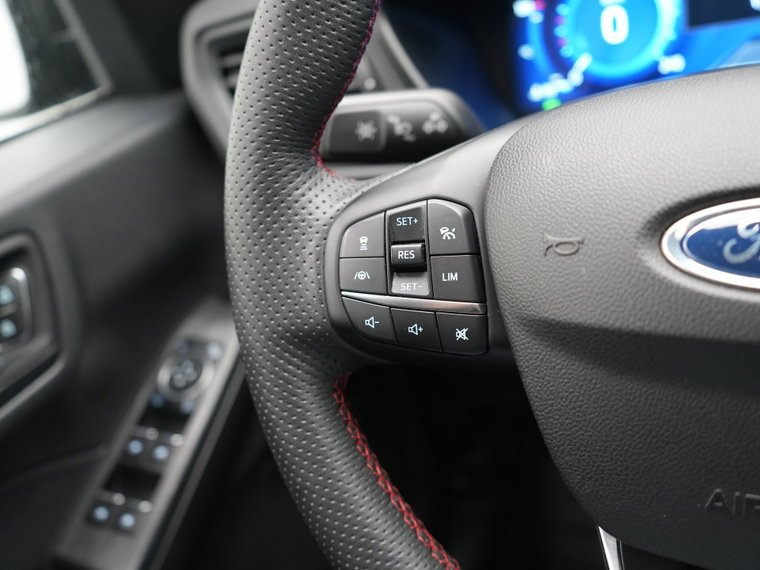 Vehicle Image 27