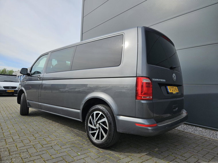 Vehicle Image 28