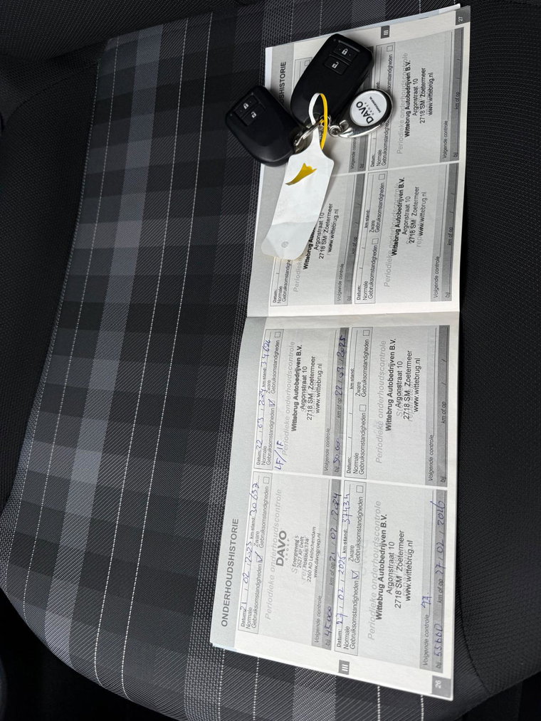Vehicle Image 36