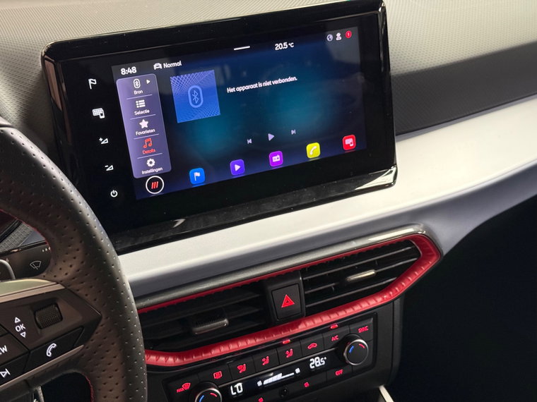 Vehicle Image 19