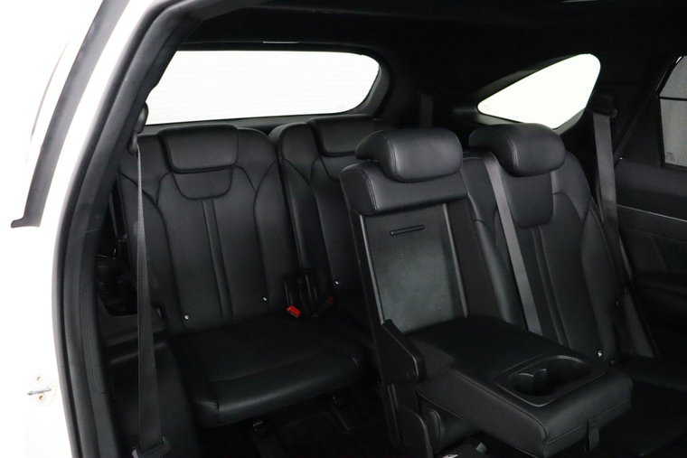 Vehicle Image 50