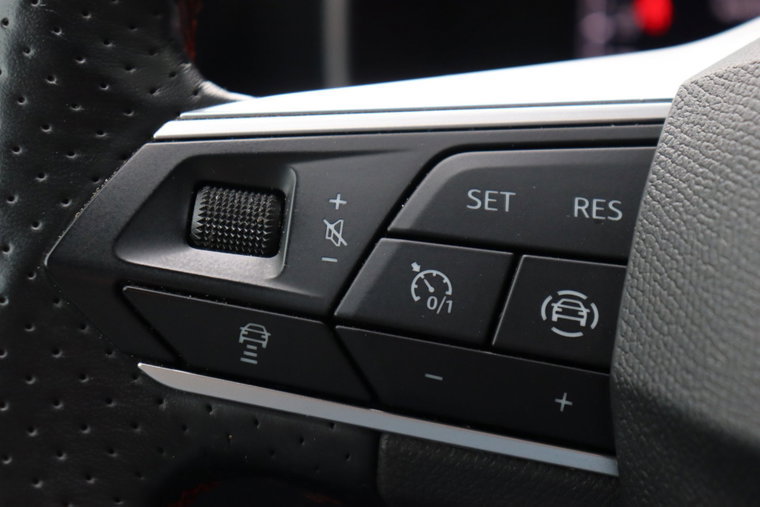Vehicle Image 28
