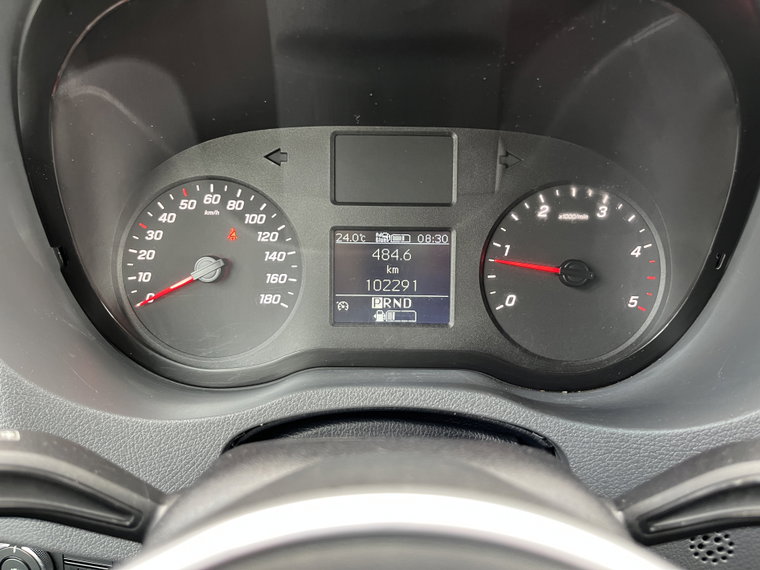 Vehicle Image 12