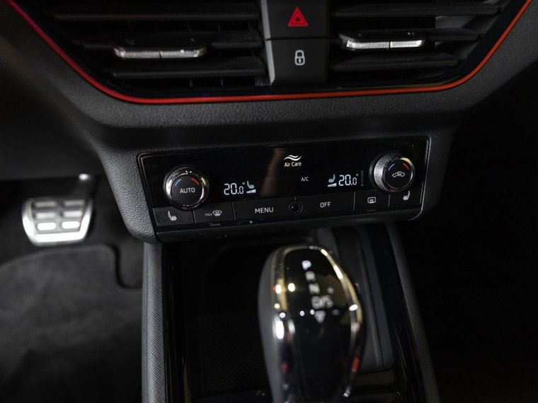 Vehicle Image 37