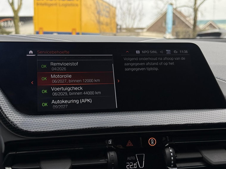 Vehicle Image 26