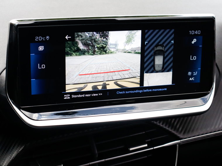 Vehicle Image 10