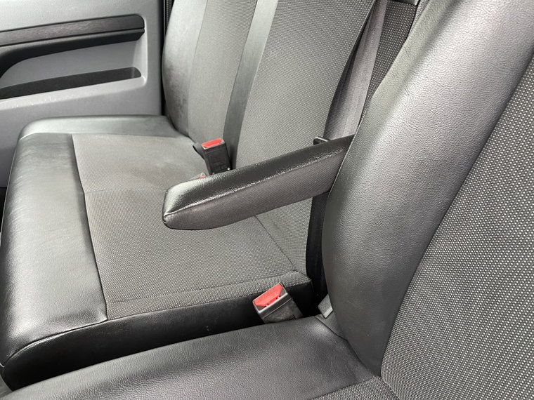 Vehicle Image 23