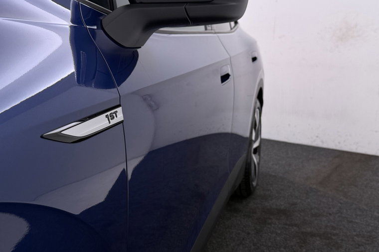 Vehicle Image 39