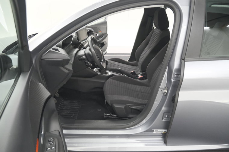 Vehicle Image 20