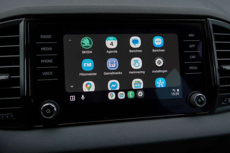Vehicle Image 15