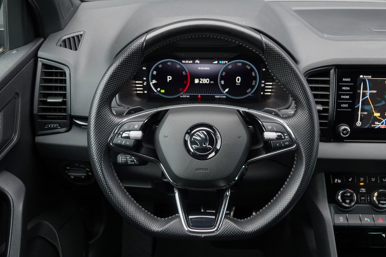 Vehicle Image 16