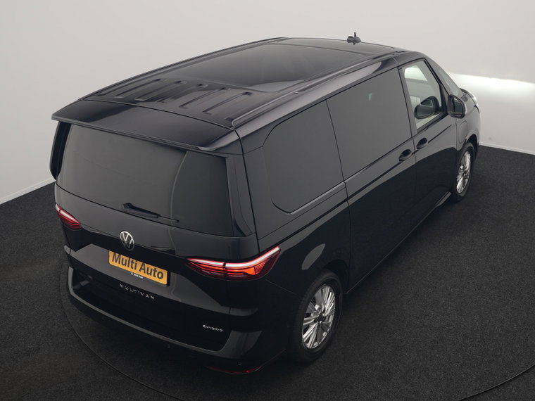 Vehicle Image 40