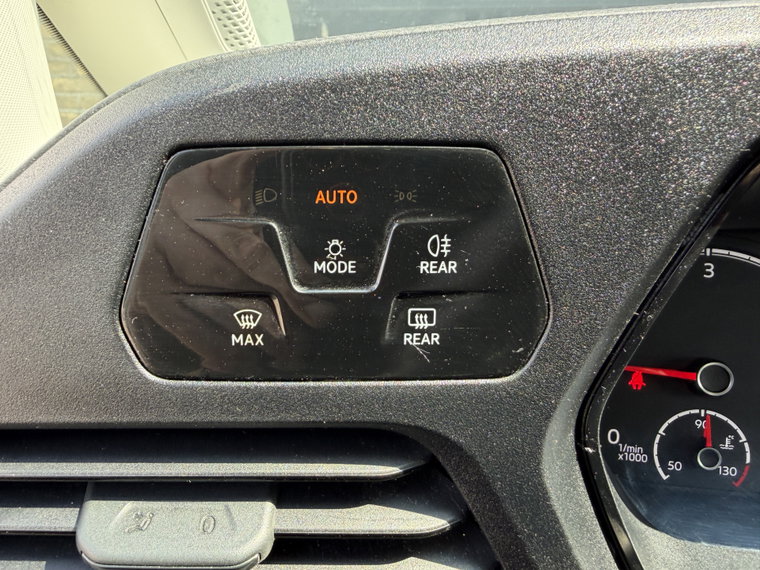 Vehicle Image 41